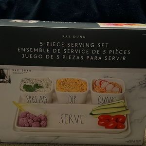Rae Dunn - 5 piece serving set